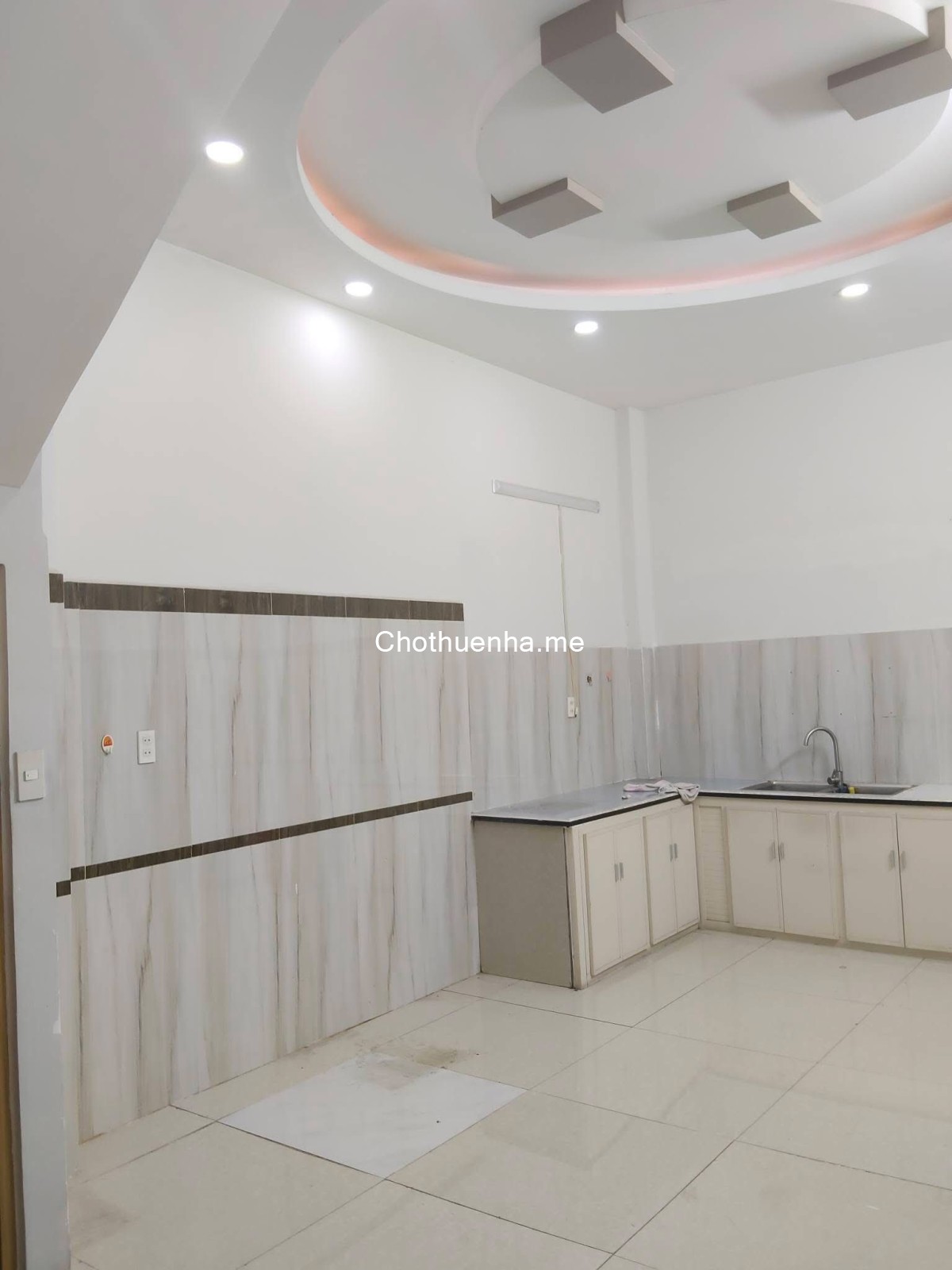 Cho thuê nhà hẻm Kha Vạn Cân 3 ngủ 3wc sẵn nội thất chỉ 10 tr/ tháng