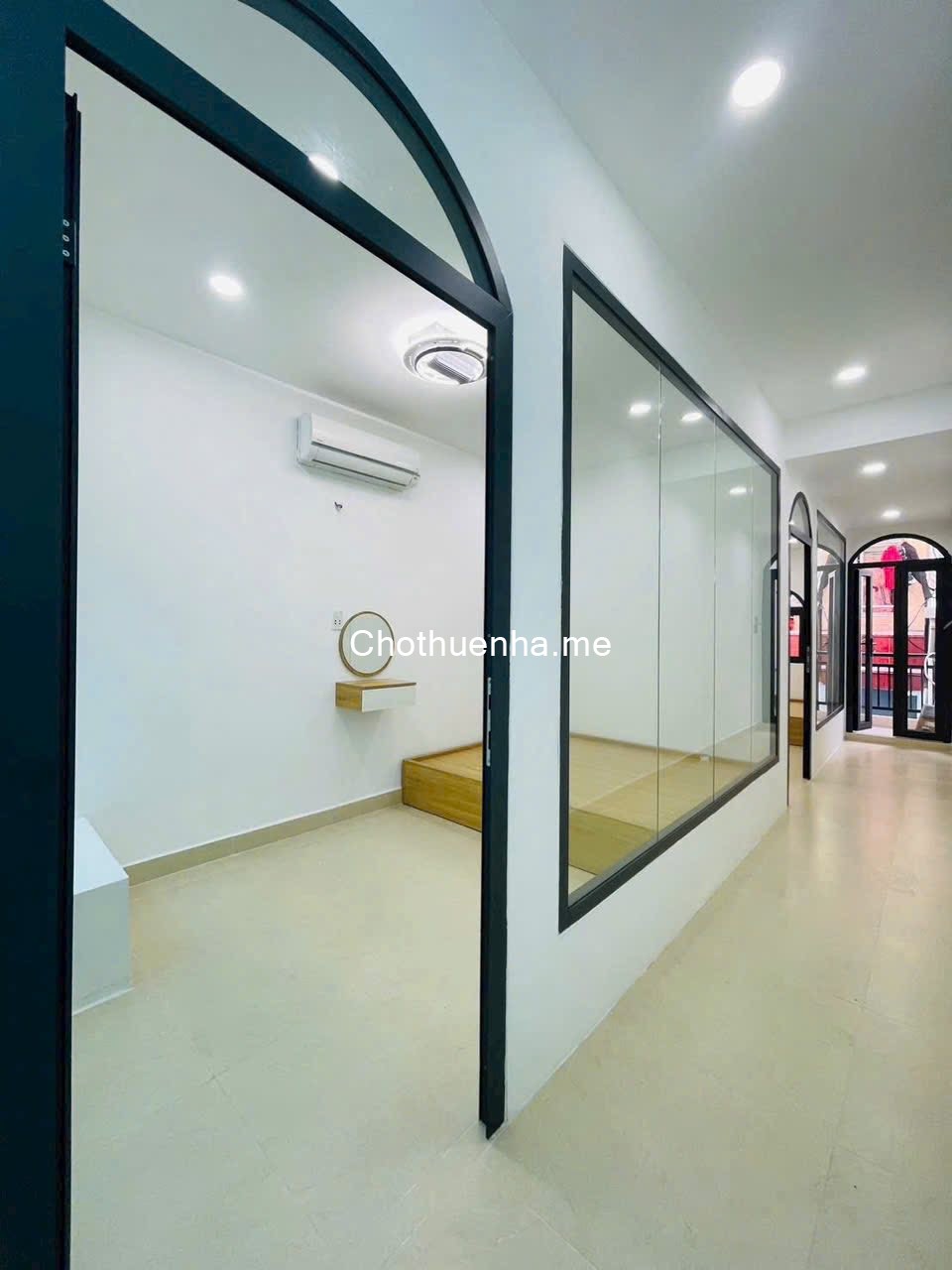 Cho thuê nhà hẻm 1 trệt, 1 lầu, 2PN 2WC Trần Hưng Đạo Q1