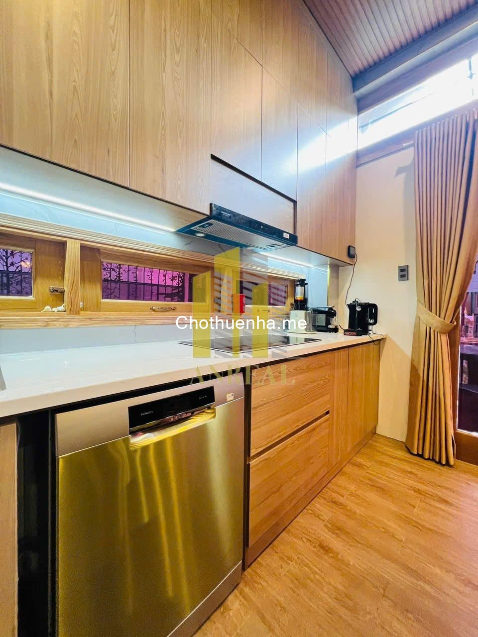 Biệt Thự Vườn Khuôn Viên 350m2 Có Hồ Bơi Giá 65 Triệu