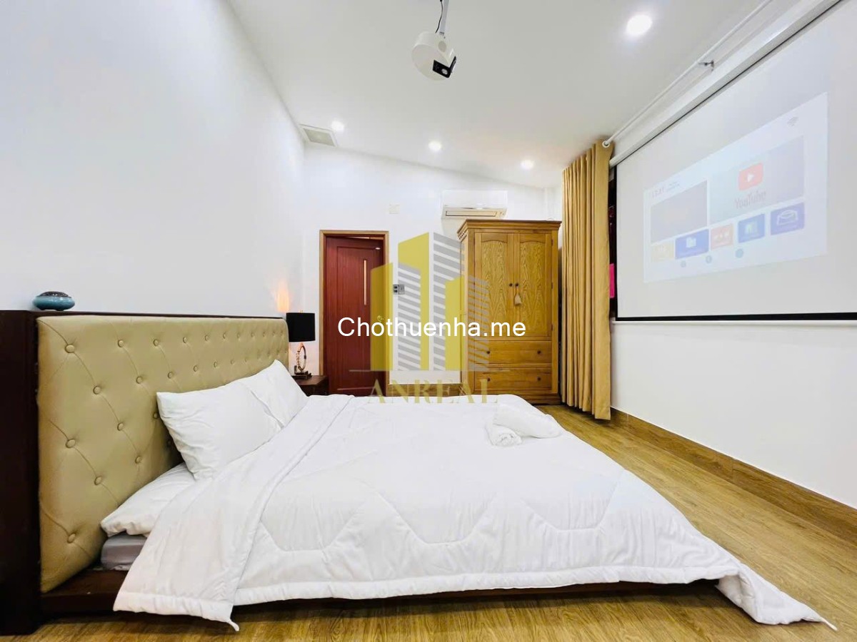 Biệt Thự Vườn Khuôn Viên 350m2 Có Hồ Bơi Giá 65 Triệu