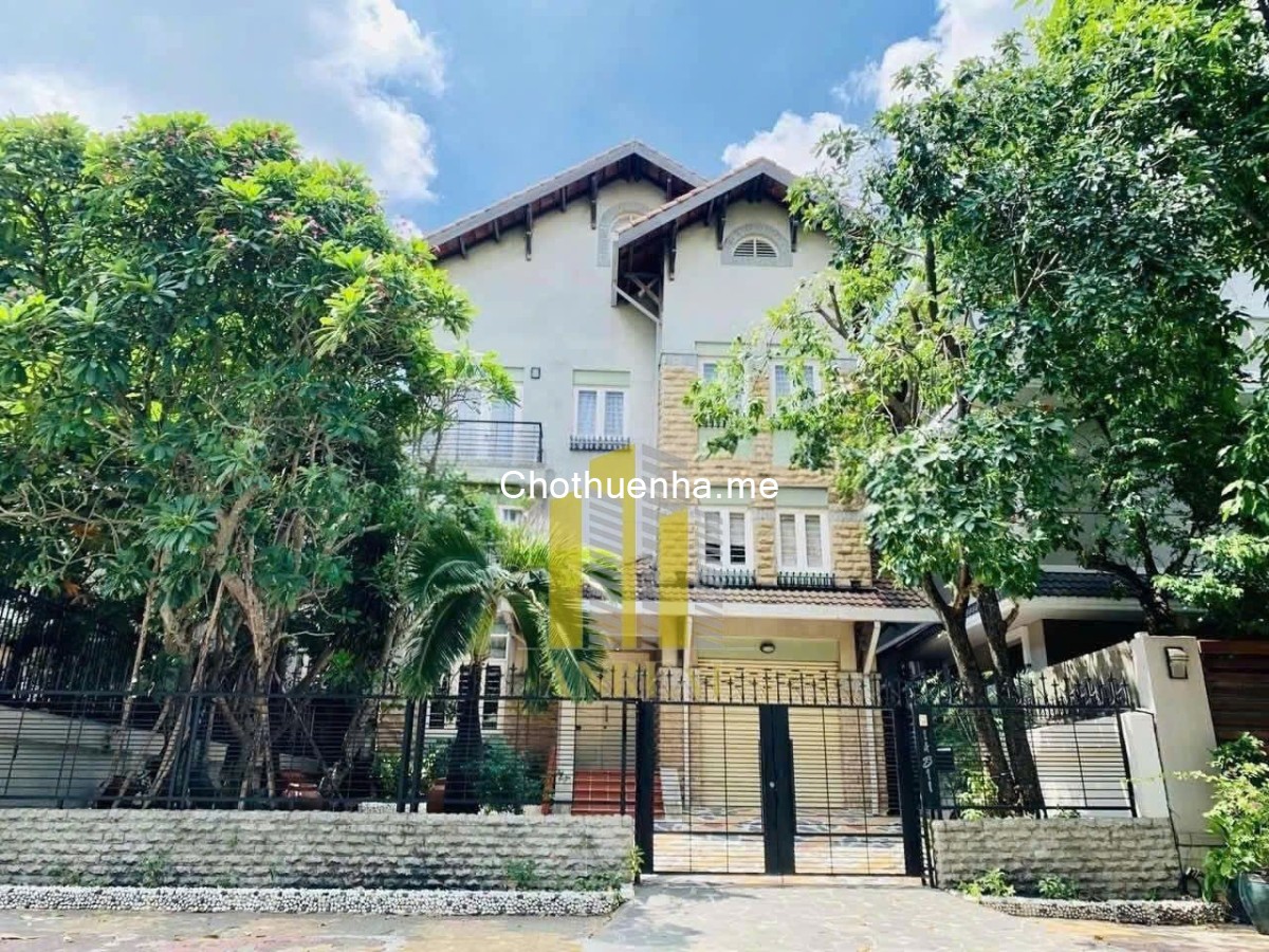 Cho thuê villa đủ nội thất đường Thảo Điền – Khu an ninh giá 3.500 USD
