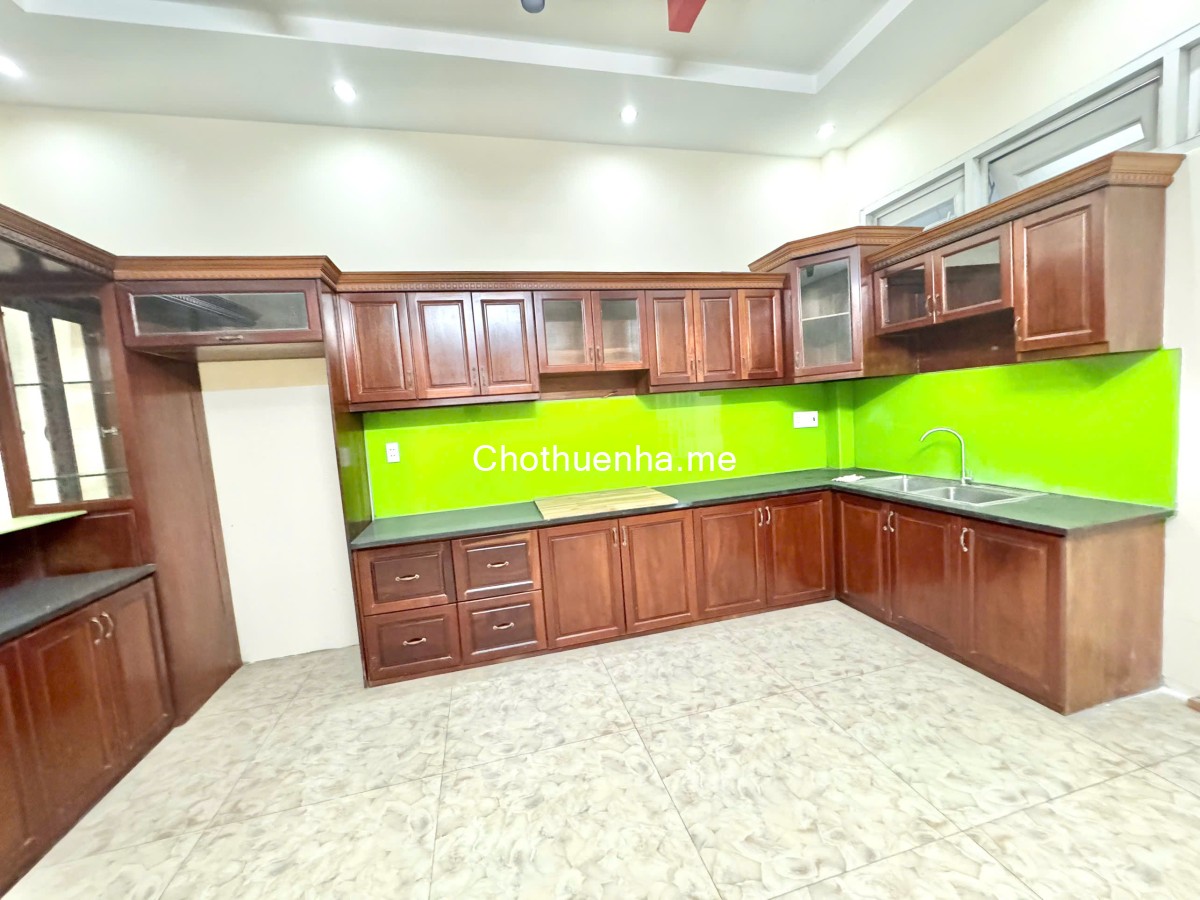 Nhà mặt tiền kinh doanh Đường Mã Lò, Quận Bình Tân.