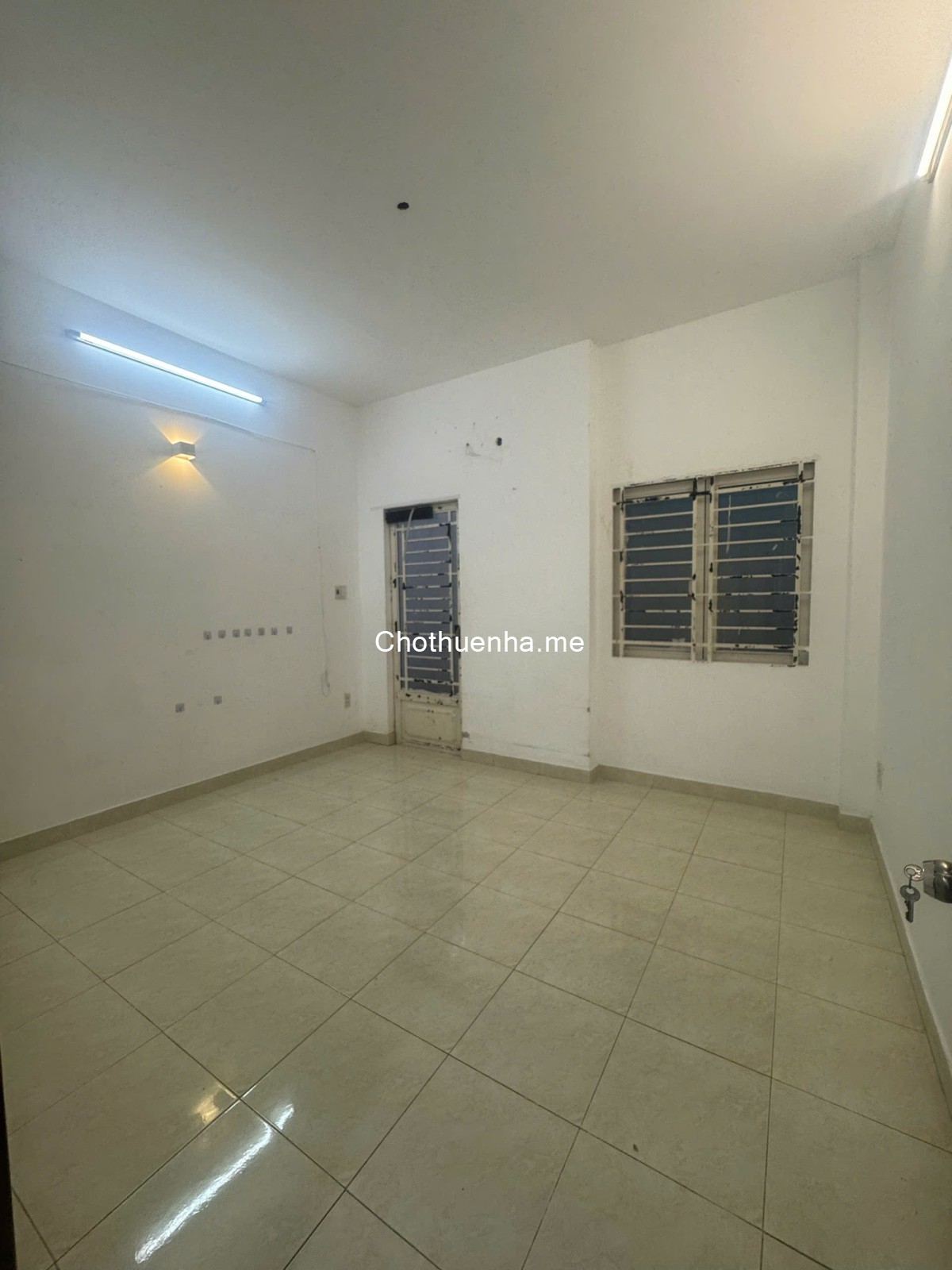 Cho thuê nhà nguyên căn đường Hương Lộ 2