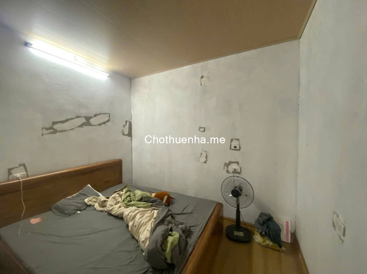 Cho thuê nhà nguyên căn mới koong ngõ 230 Định Công Thương, 33m² x 2 tầng 2PN, 7 triệu