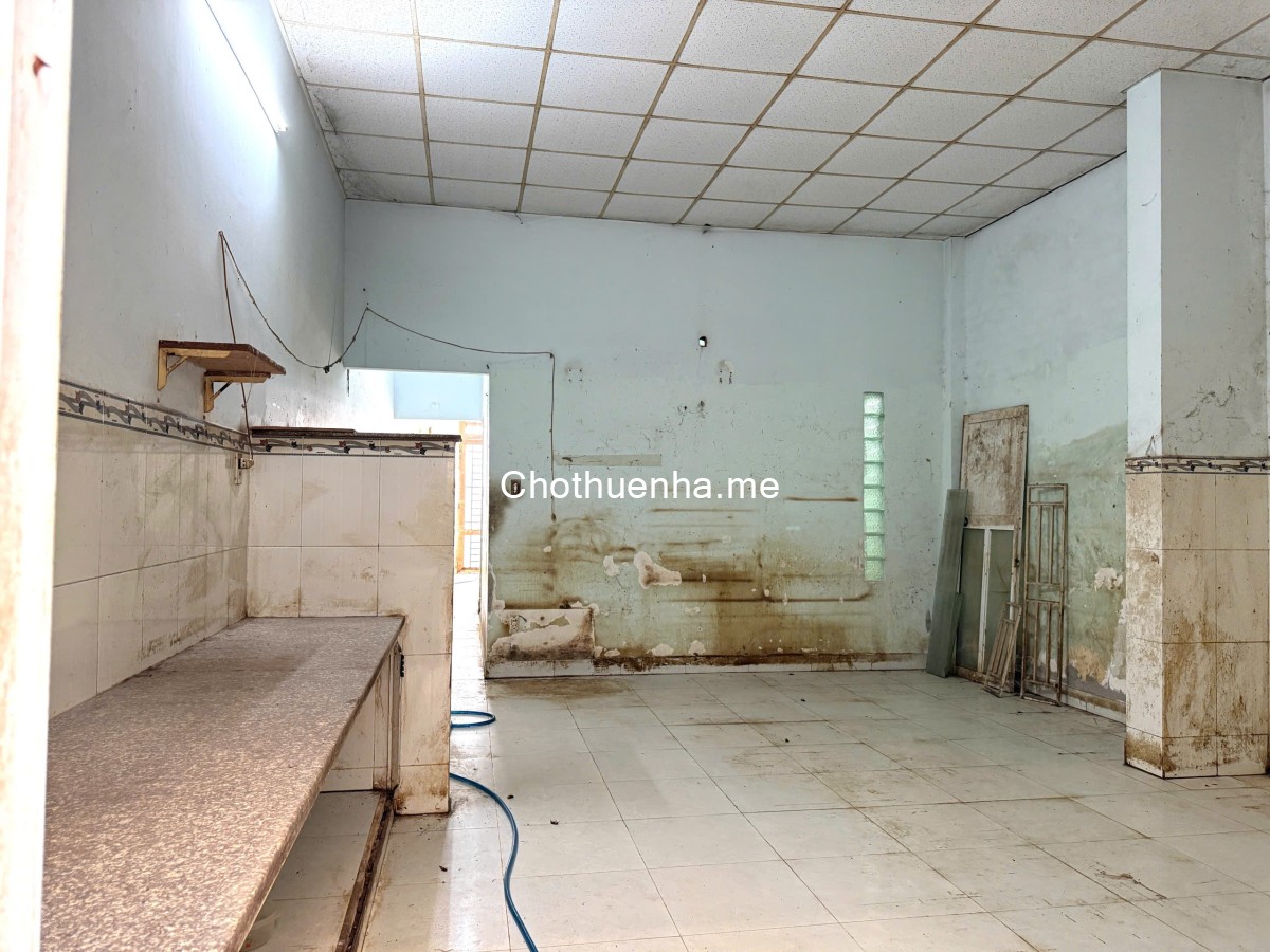 Chỉ 9 triệu Cho thuê nhà/KHO Đ.Cao Lỗ BHBC. (5X20) Ở, Cơ Sở gia công, Chỉ 25m đến Mặt tiền