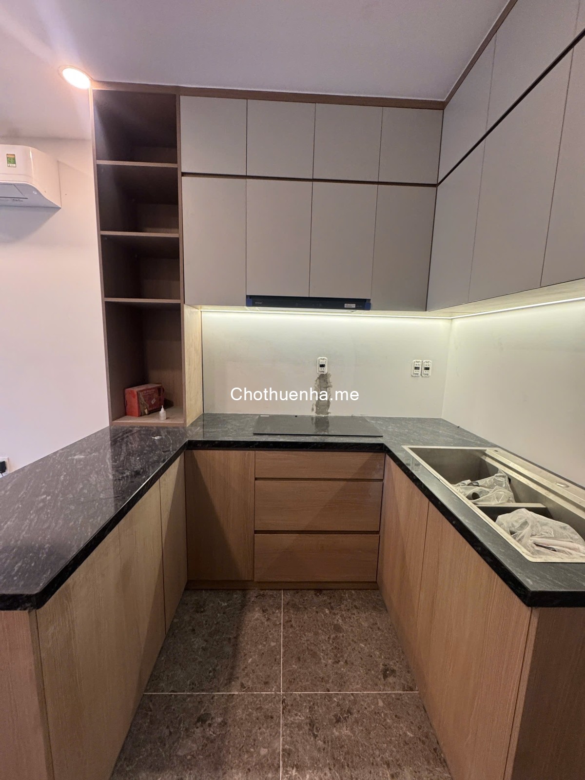 Nhà nguyên căn xây dựng mới 100% full nội thất 11tr/tháng