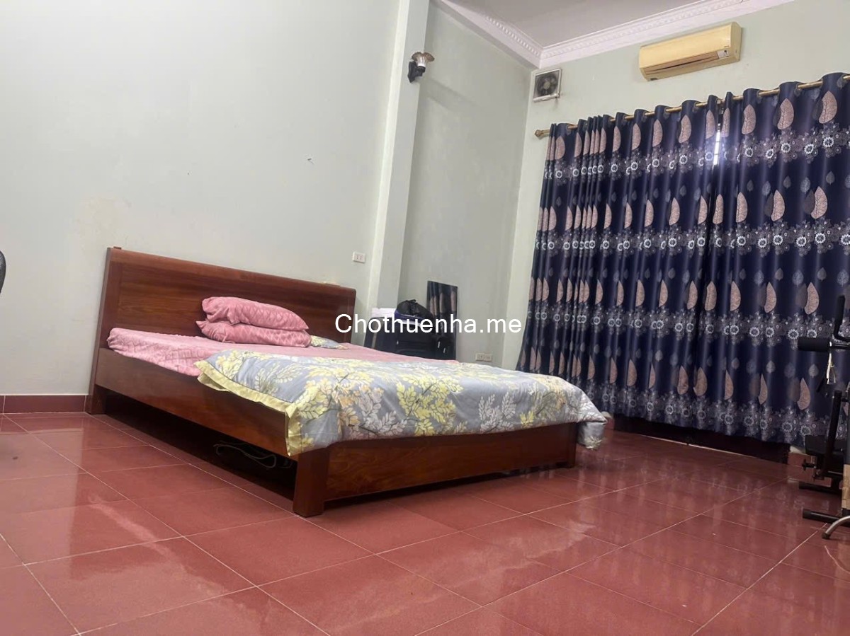 Cho thuê nhà nguyên căn Xã Đàn 50m² x 3 tầng, 3 phòng ngủ, 3 WC, 13 triệu