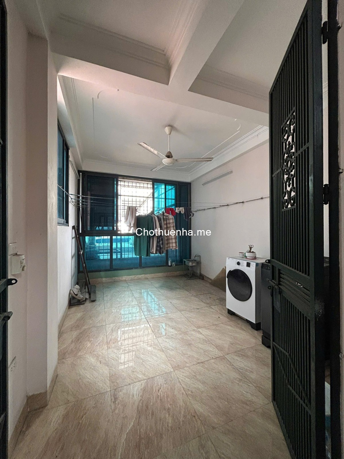 Cho thuê nhà ngõ ô tô Hoàng Ngọc Phách, 45m² x 5 tầng, 6 phòng ngủ, 4 vệ sinh, 20 Triệu