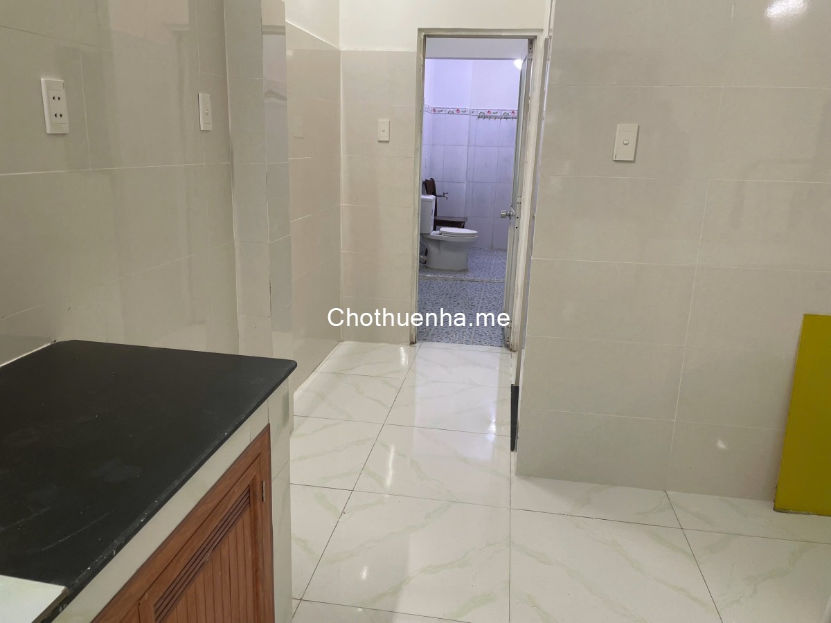Cho thuê nhà nguyên căn 76m², có thể ở hoặc làm văn phòng, P. Hiệp Bình, TP.HCM.