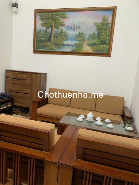 Cho thuê nhà ngõ quan hoa, 45m2 x 3 tầng, 3 ngủ, 11 Triệu (clt) - ở gia đình, nhóm bạn 4 người