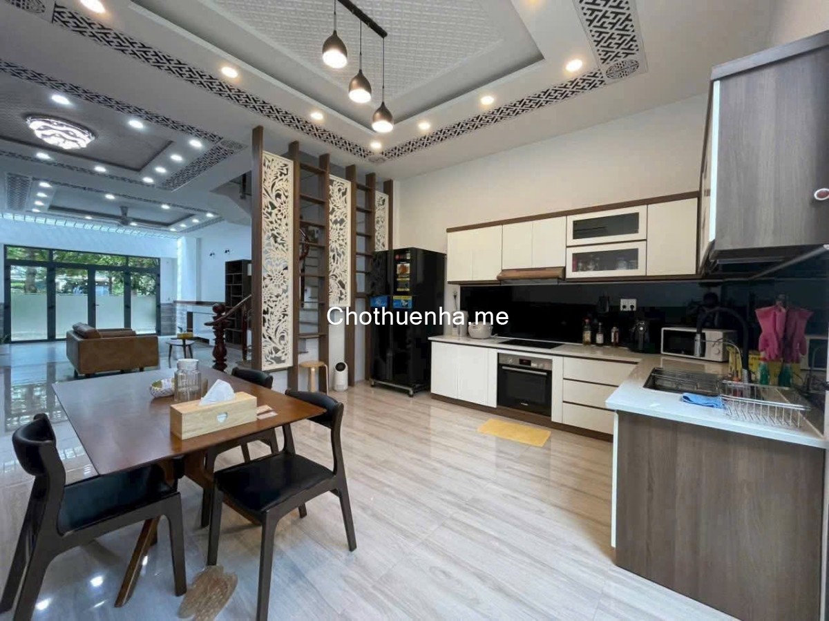 Cho thuê nhà phố nguyên căn – Đường số Phạm Hữu Lầu, Phú Mỹ, Quận 7 | Full nội thất