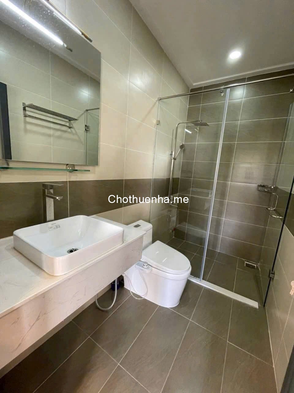 Cho thuê nhà phố nguyên căn – Đường số Phạm Hữu Lầu, Phú Mỹ, Quận 7 | Full nội thất