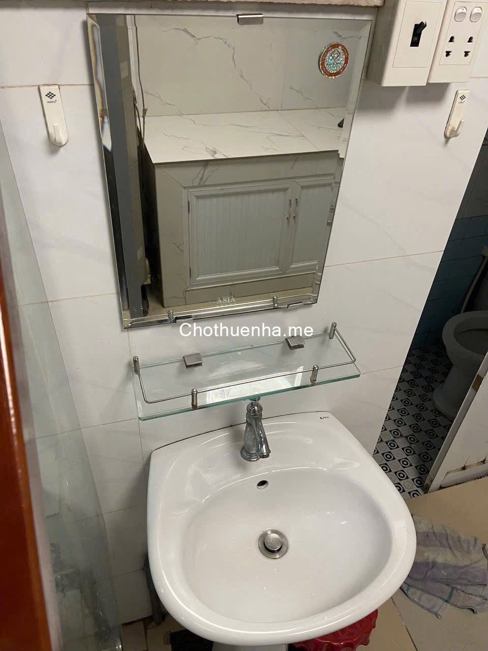 Nhà Nguyên Căn hẻm rộng Lê Quốc Hưng, Phường 13, Quận 4