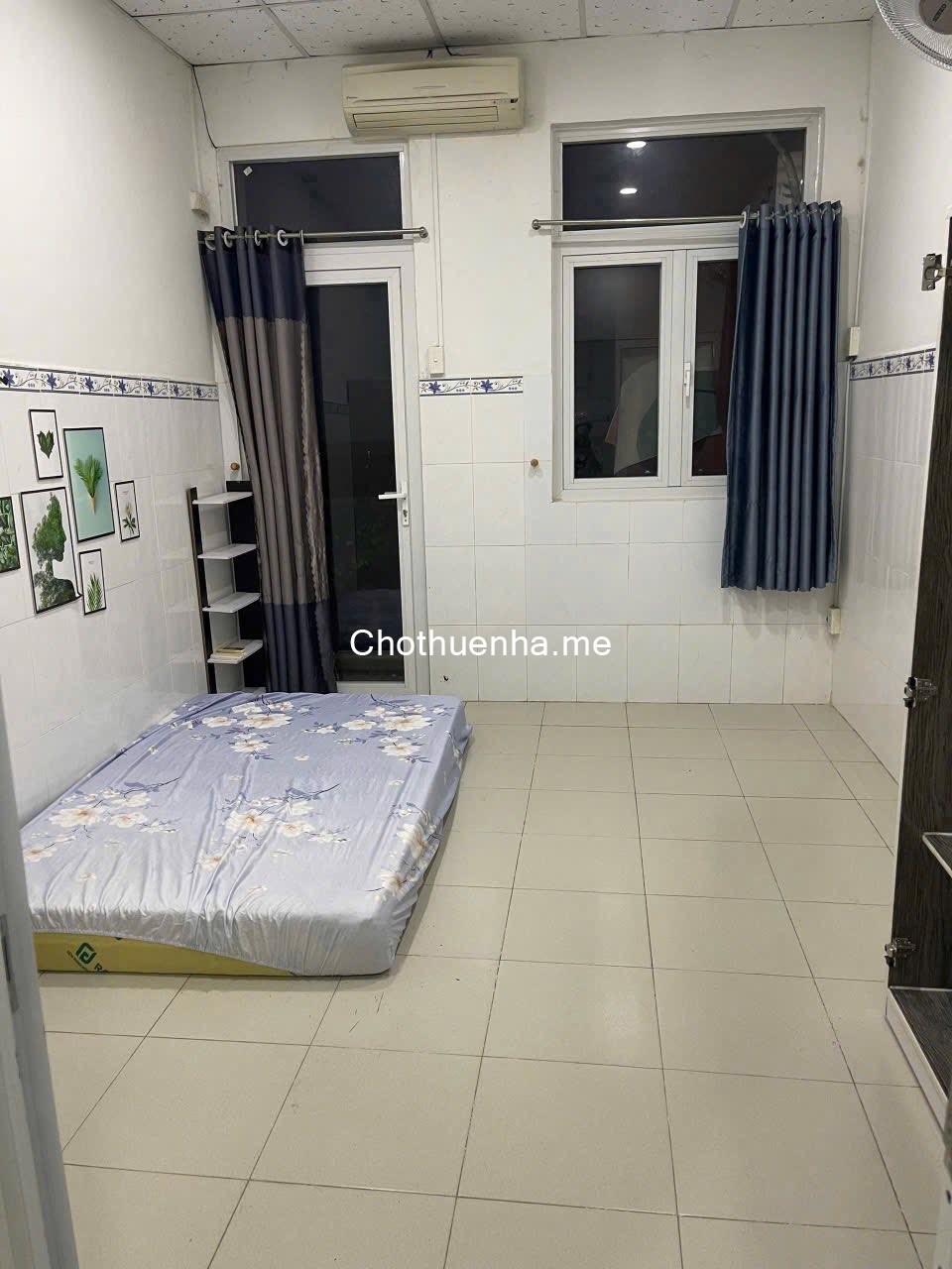 Nhà Nguyên Căn hẻm rộng Lê Quốc Hưng, Phường 13, Quận 4