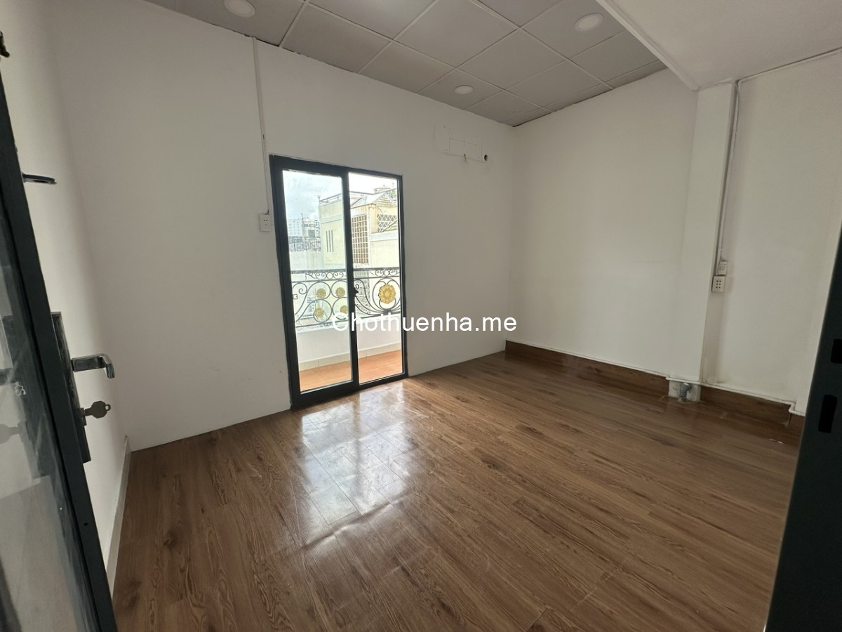 Pass nguyên sàn lầu 4 riêng tư như nhà nguyên căn – Ban công lớn – Lê Văn Sỹ, Q.3/Phú Nhuận