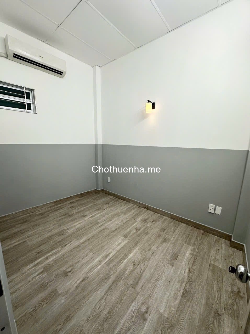 Cho thuê nhà nguyên căn hẻm 38 Nguyễn Văn Trỗi 3 phòng, thích hợp để ở, làm việc online