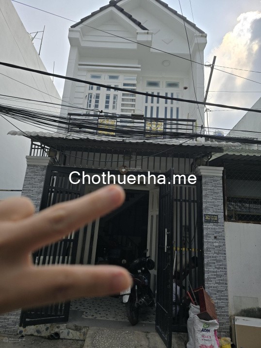 Cho Thuê Nhà Nguyên Căn BTCT 4x14m, 1 Trệt 1 Lầu, DTST 110m2 – Gần Chợ, Khu Công Nghiệp – Hiệp Thành