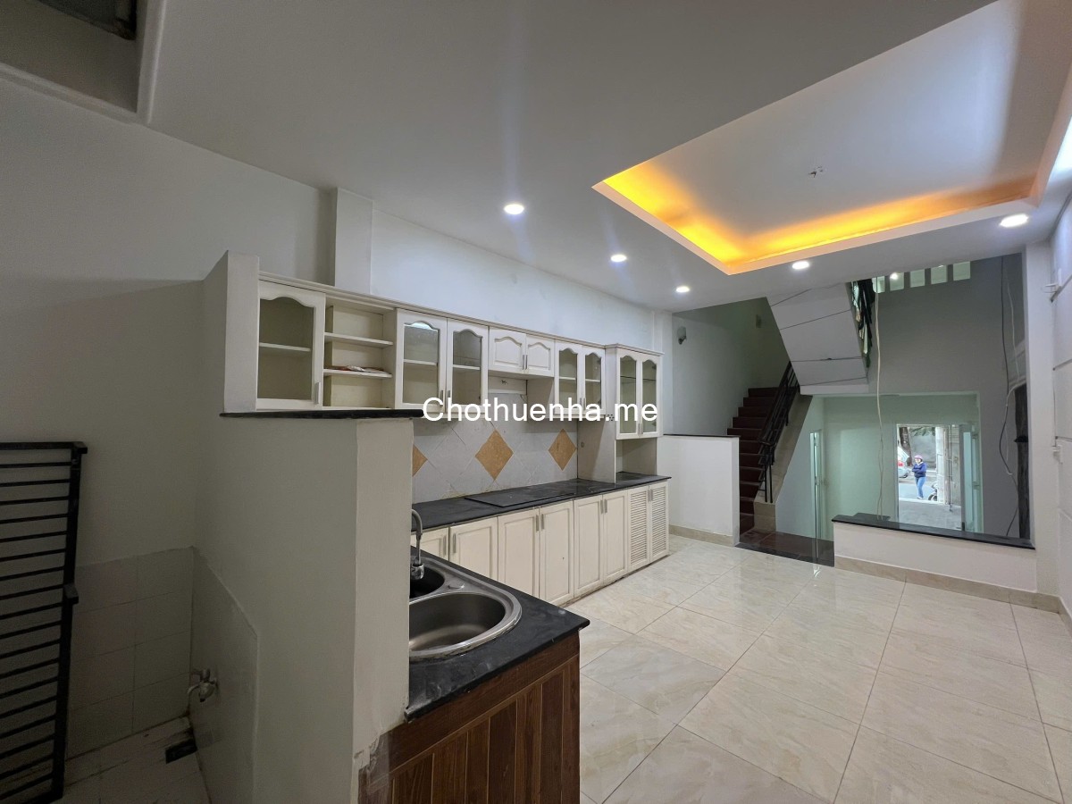 Cho thuê nhà đường số 45 Bình Thuận quận 7 dt 3,5x20m, 3 lầu