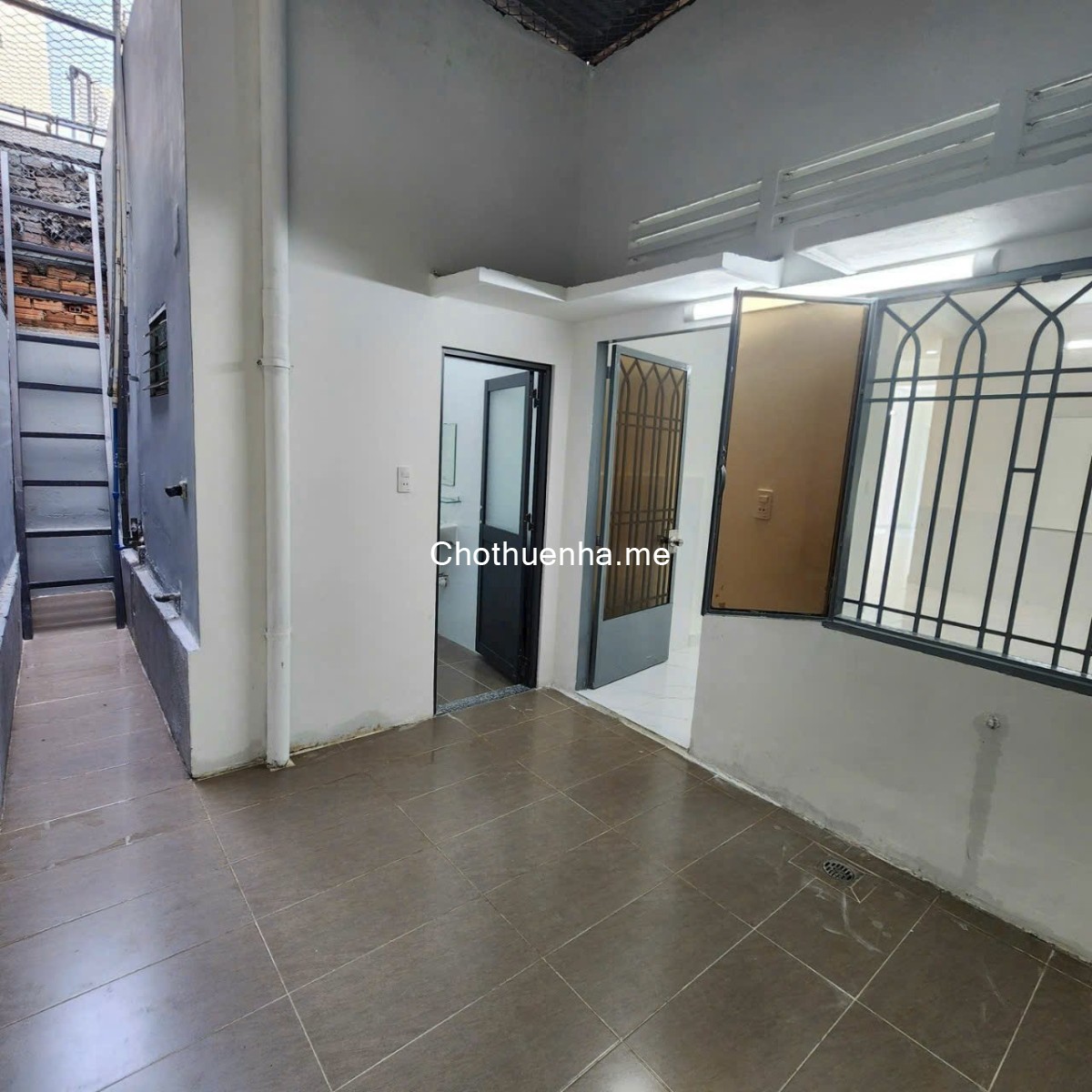 Cho thuê nhà đường số 45 Bình Thuận quận 7 dt 3,5x20m, nở hậu 7m