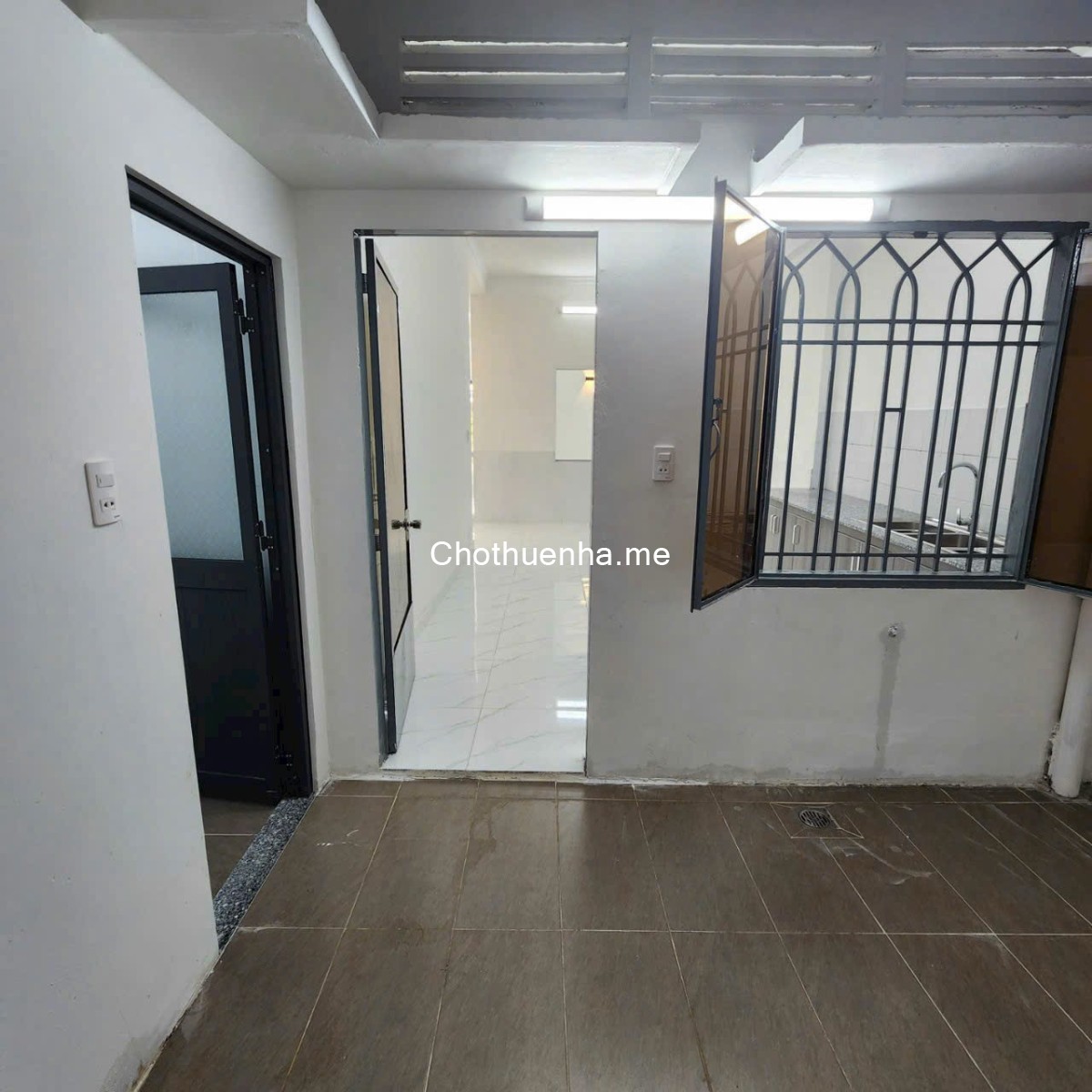 Cho thuê nhà đường số 45 Bình Thuận quận 7 dt 3,5x20m, nở hậu 7m