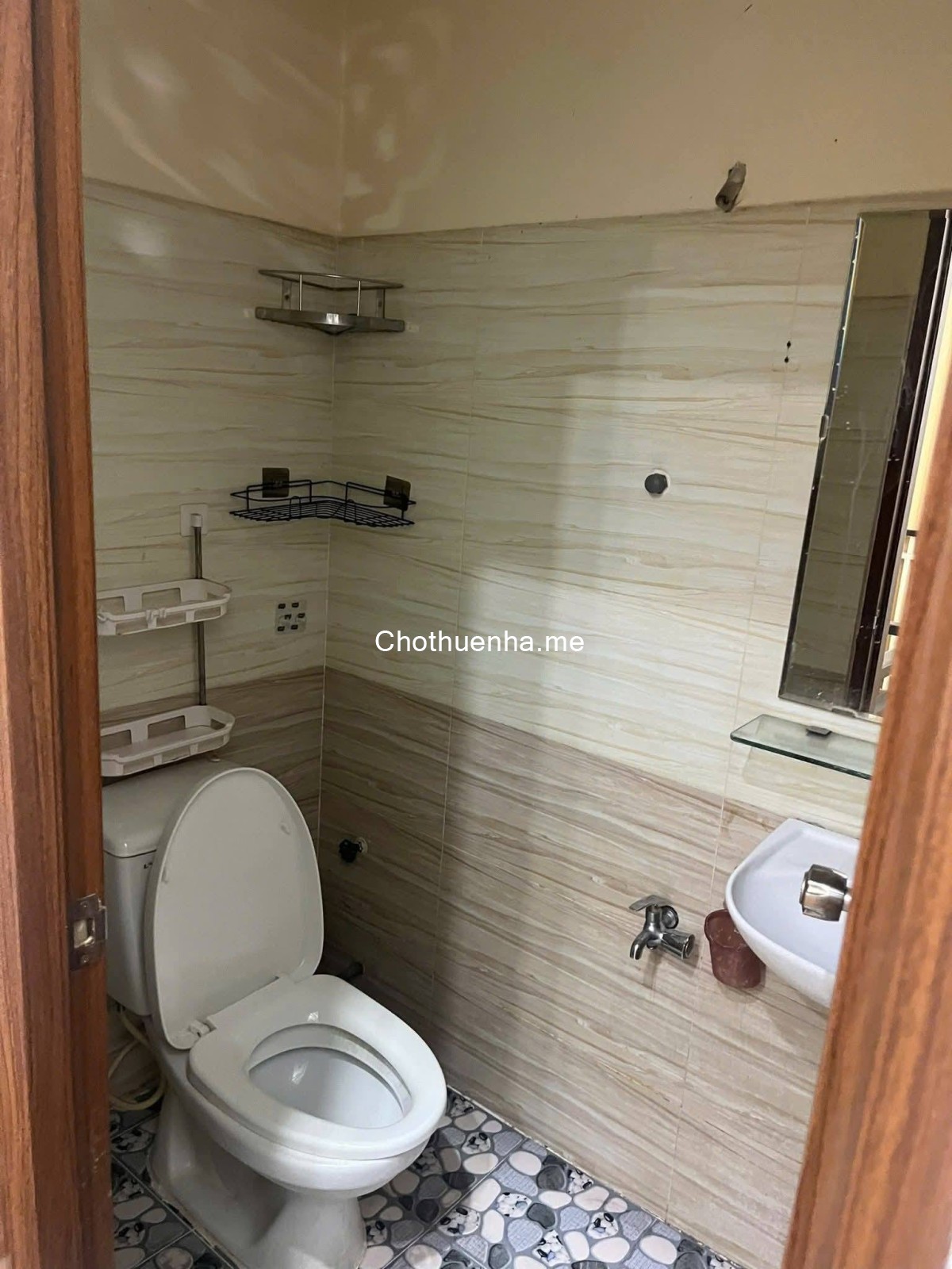 Nhà cho thuê Quận 5 chỉ 8 triệu, Trệt + 1 lầu | 2PN cuối hẻm, rất yên tĩnh