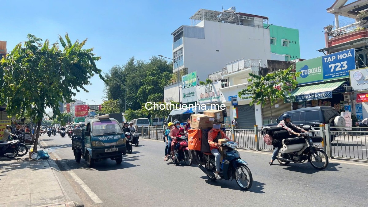 CHo thuê nhà MT Lũy bán bích 5x14. 4 lầu trống suốt, 23 tr.