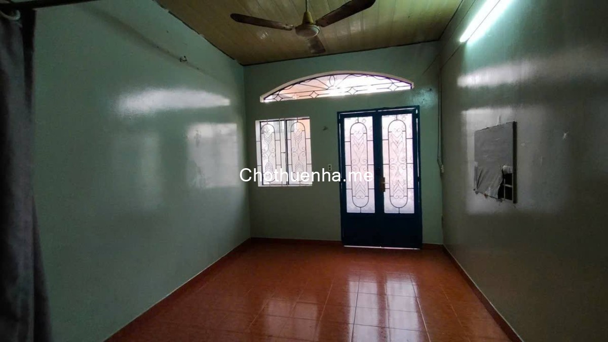 Nhà 3 tầng đúc BTCT, hẻm 1/, cách mặt tiền 50m - 7.2 triệu/tháng