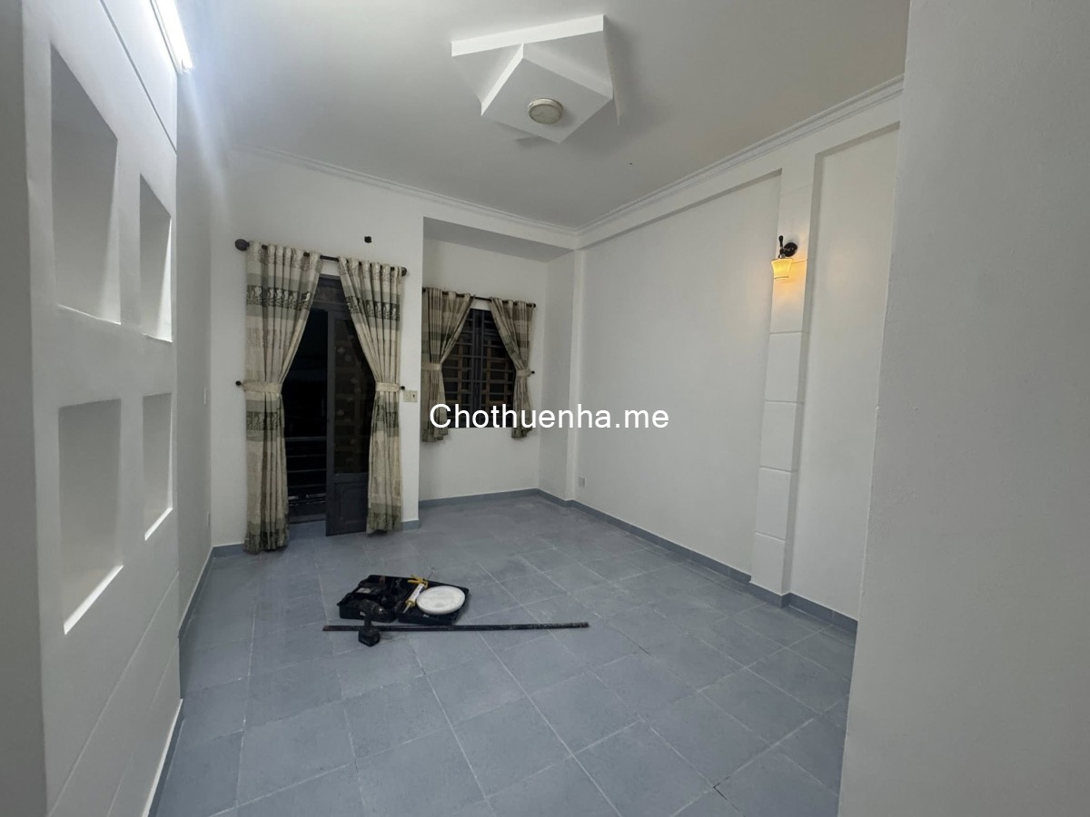 Nhà hẻm đường Phú Thuận Trệt + 2 lầu vừa vừa làm kinh doanh, văn phòng cty...