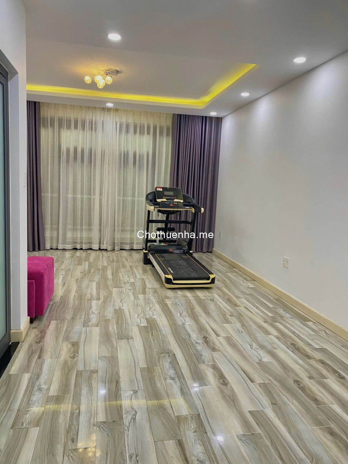 Cho thuê nhà Đường số 18, KDC Him Lam - hầm – trệt – 3 lầu, nội thất cơ bản