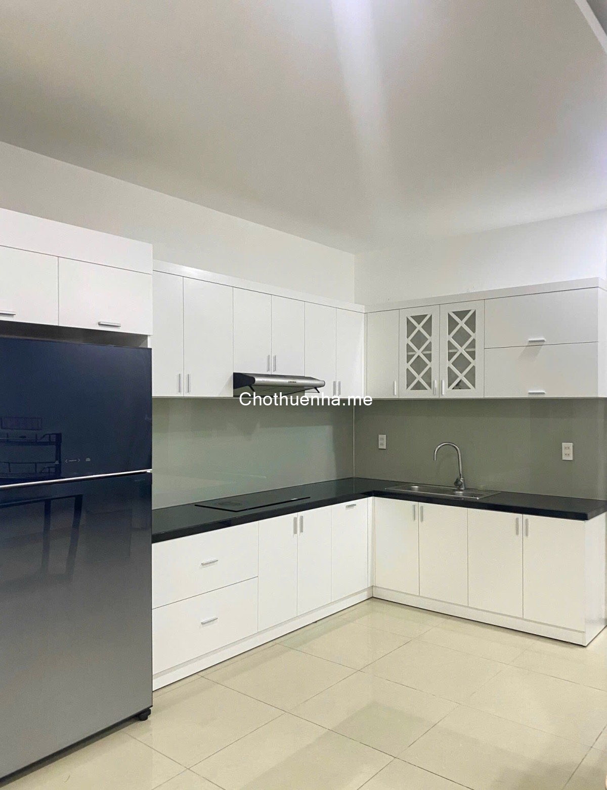 Cho thuê nhà Đường số 18, KDC Him Lam - hầm – trệt – 3 lầu, nội thất cơ bản