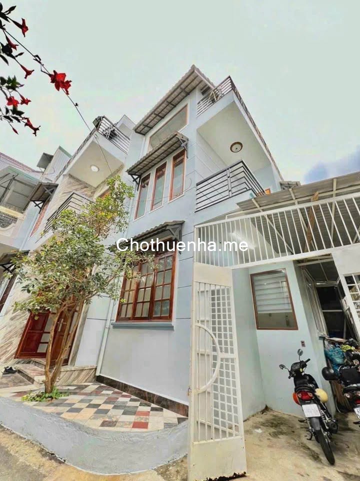 Cho thuê nhà xinh Lê Hồng Phong, Phường 4, Đà Lạt, giá 12 triệu