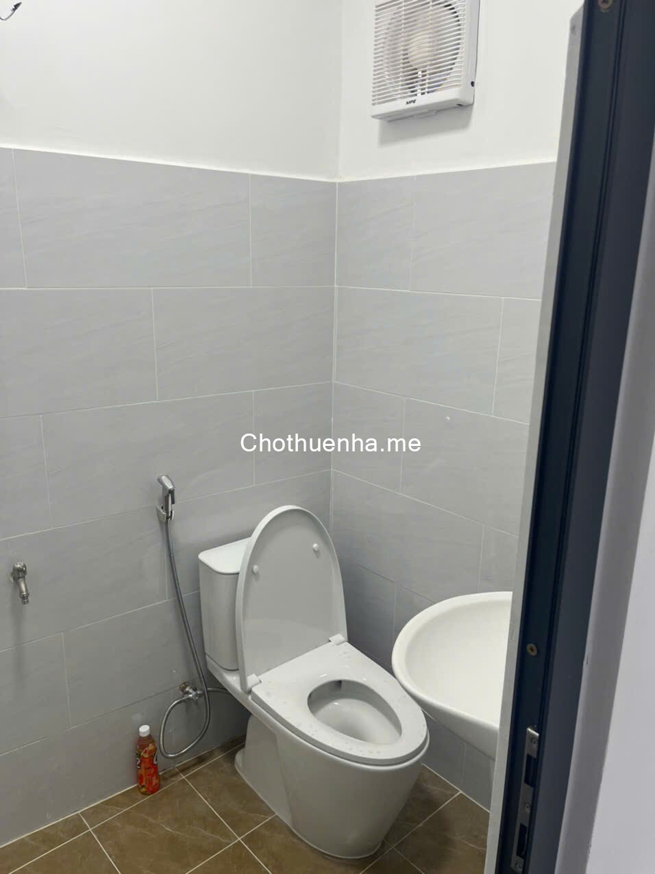 Cho thuê nhà mặt tiền 14 Lê Văn Lương,Quận 7 dt 4x20m, giá 24 tr