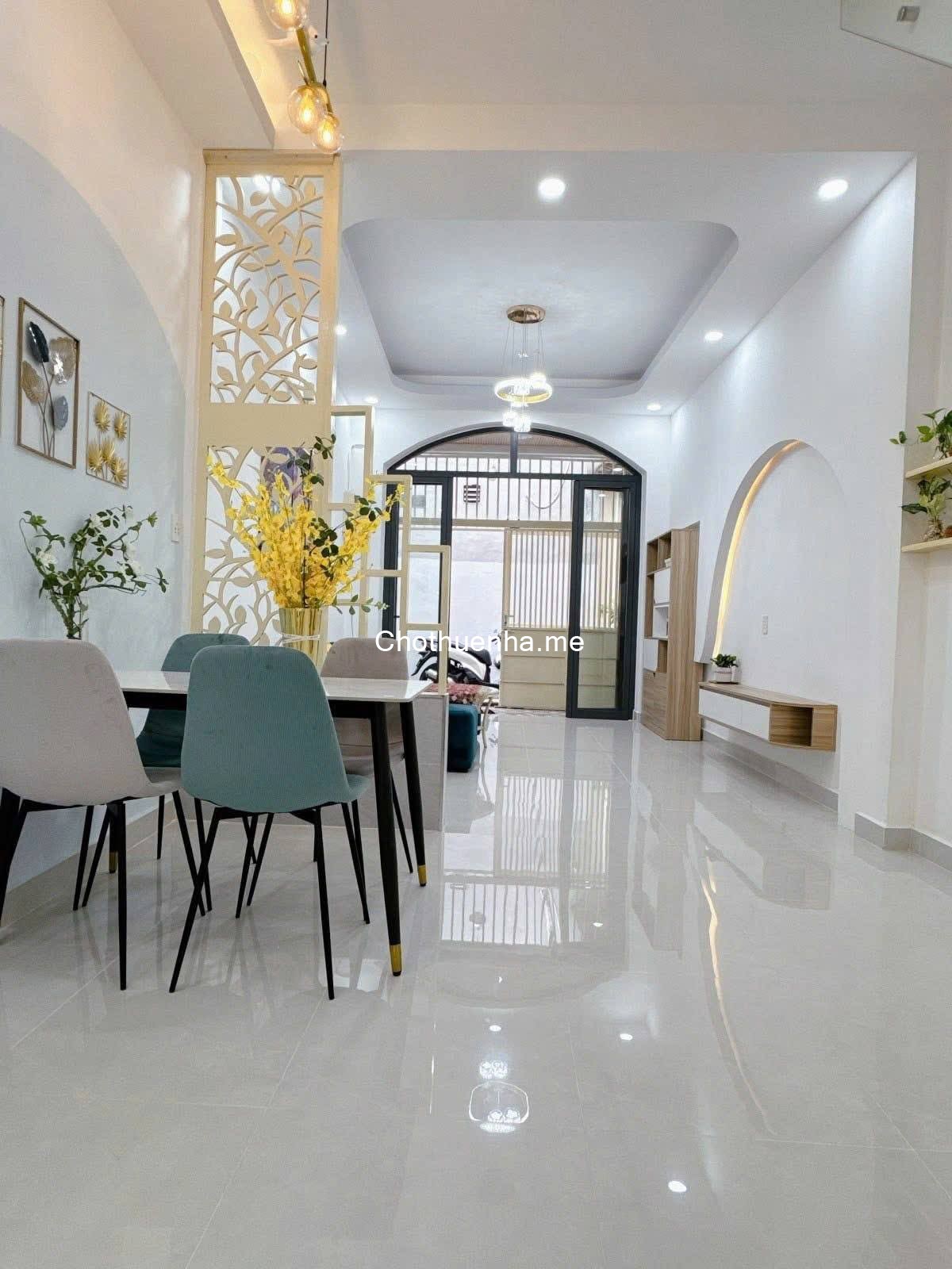 Cho thuê nhà đẹp 3PN – Duy Tân, Phú Nhuận, 13,5 triệu/tháng