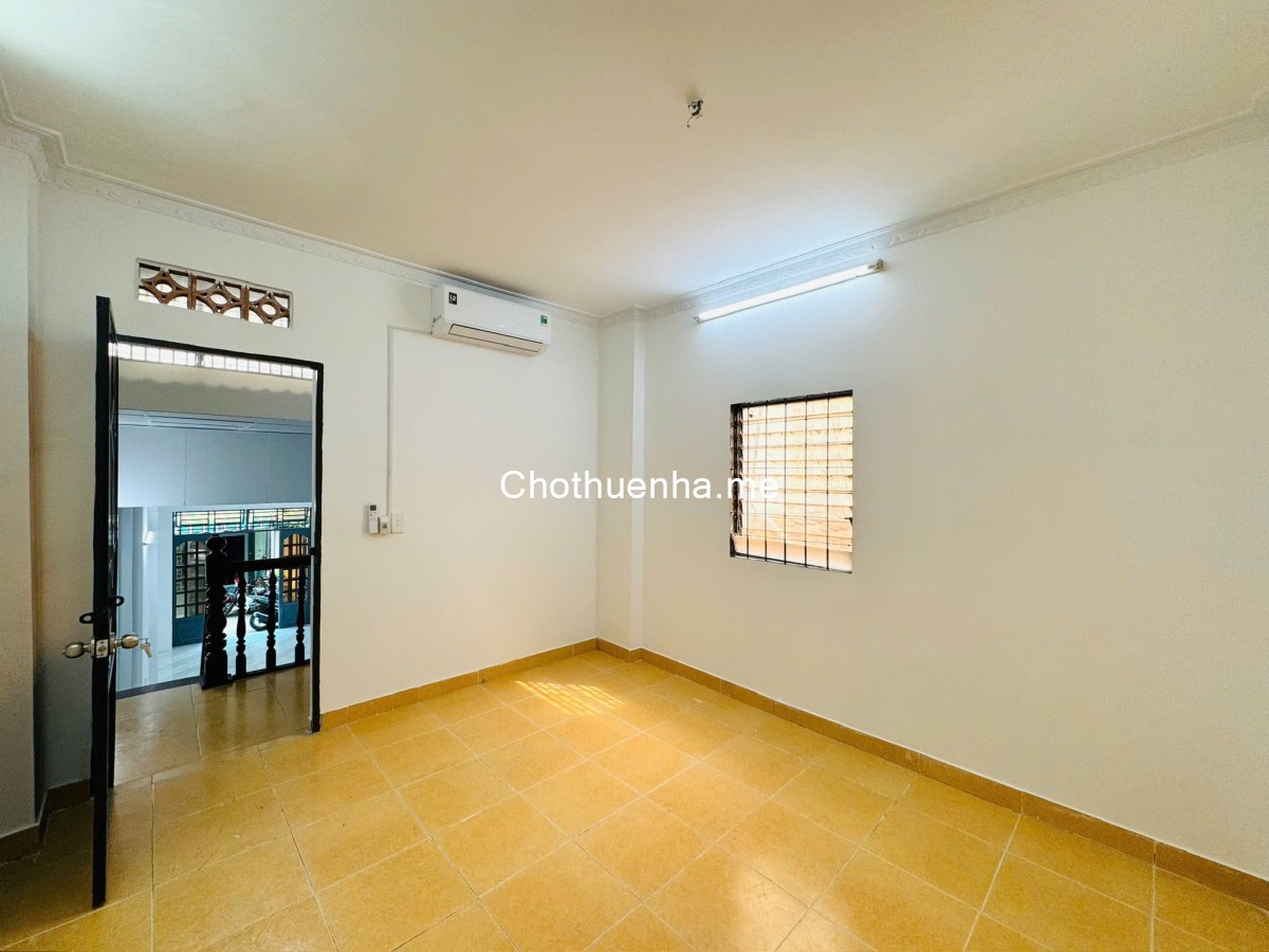 Cho thuê nhà mới – khu VIP Phú Nhuận - Trệt + lửng, 2PN – 2WC