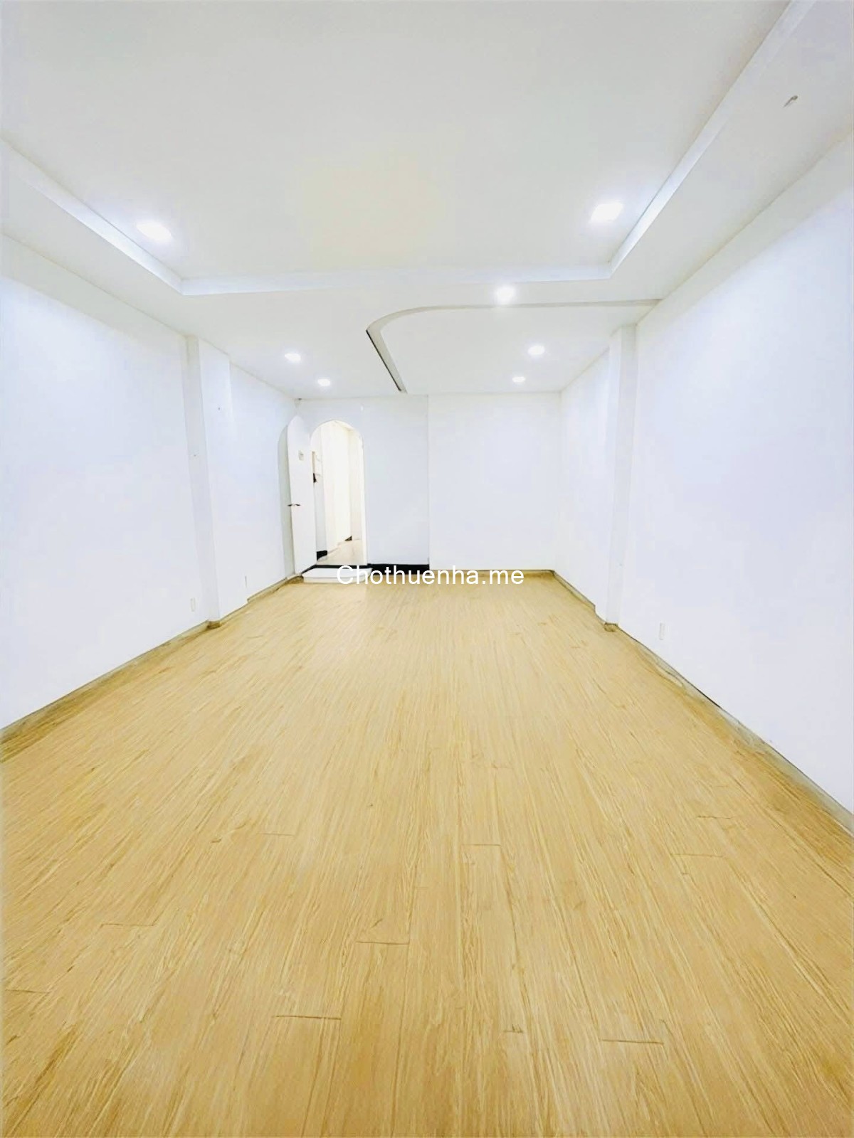 Cho thuê nhà mặt tiền đường Lam Sơn, Bình Thạnh, lửng, 2 Lầu, mặt tiền rộng, phù hợp kinh doanh