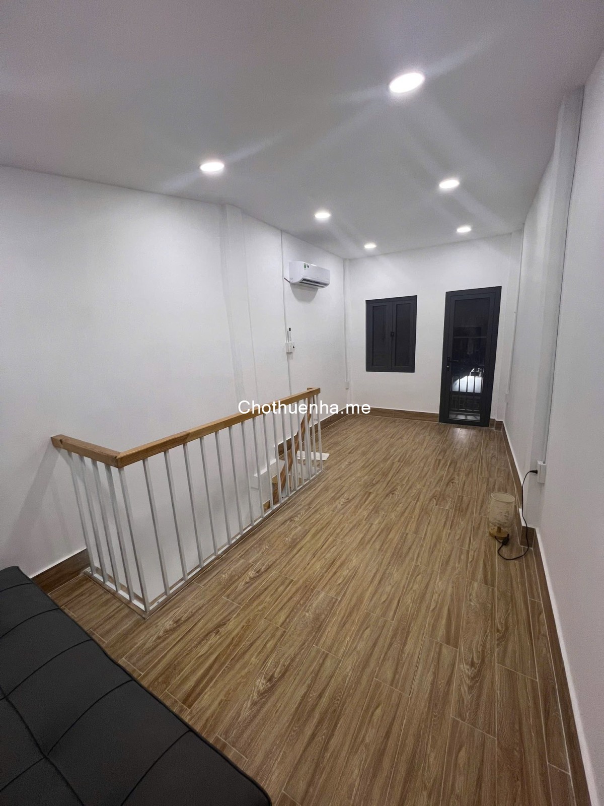 Cho thuê nhà nguyên căn 1 trệt 1 lầu suốt – 1WC - Trần Hưng Đạo, P. Cầu Kho, Quận 1