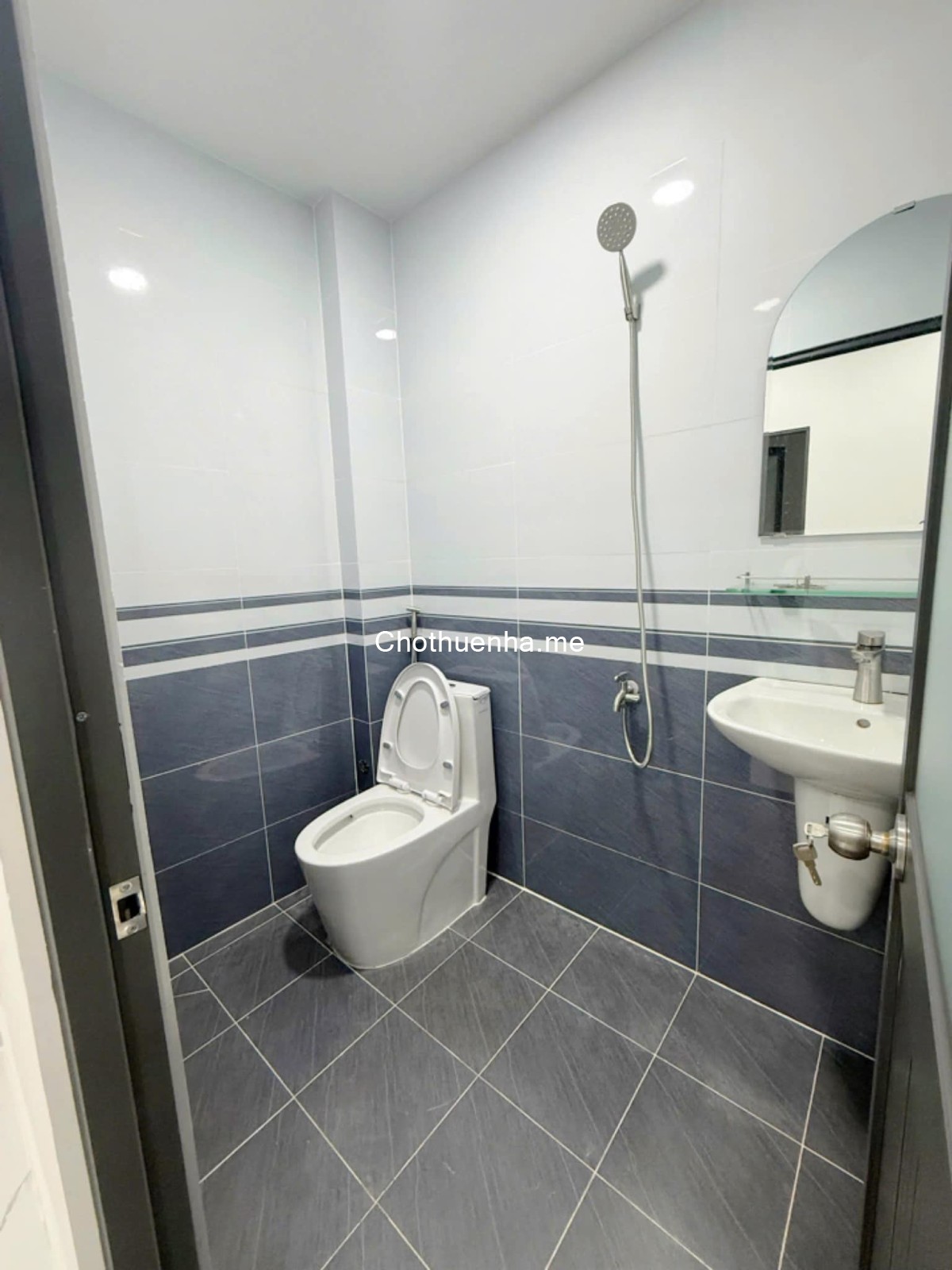 Cho thuê nhà Lê Lợi – P.4, Gò Vấp - Trệt, lửng, lầu, 3PN – 2WC