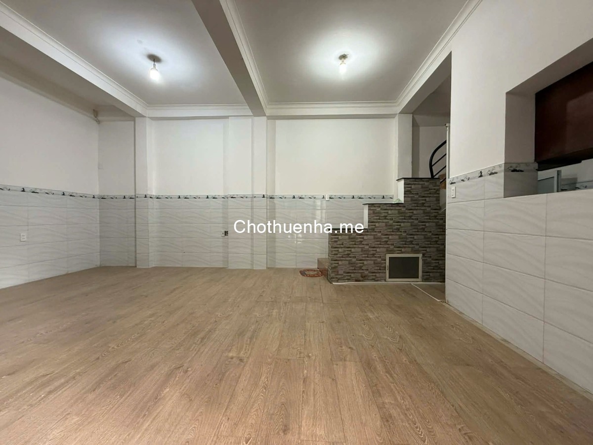 Nhà hẻm xe tải Trần Hưng Đạo, 9×5m, kết cấu 1 trệt 2 lầu, nhà mới