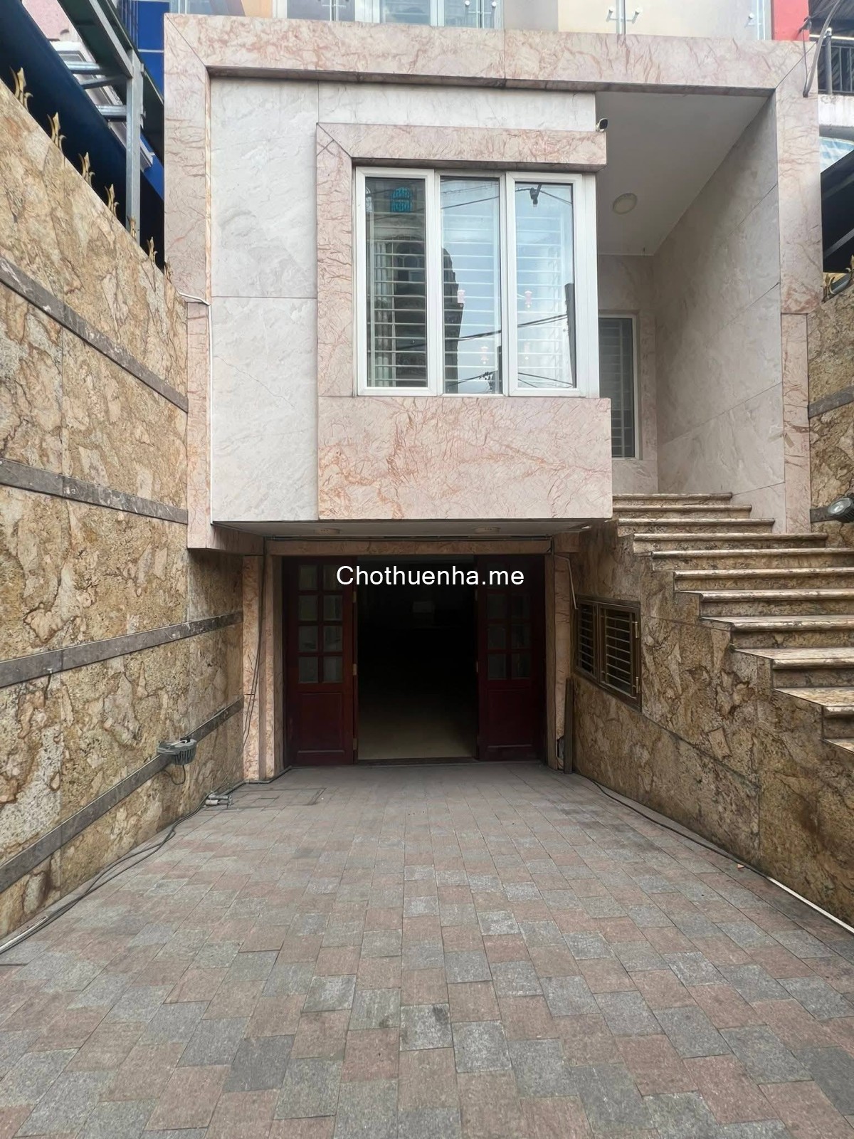 CHO THUÊ VILLA GẦN MT NGUYỄN VĂN KHỐI – CV LÀNG HOA