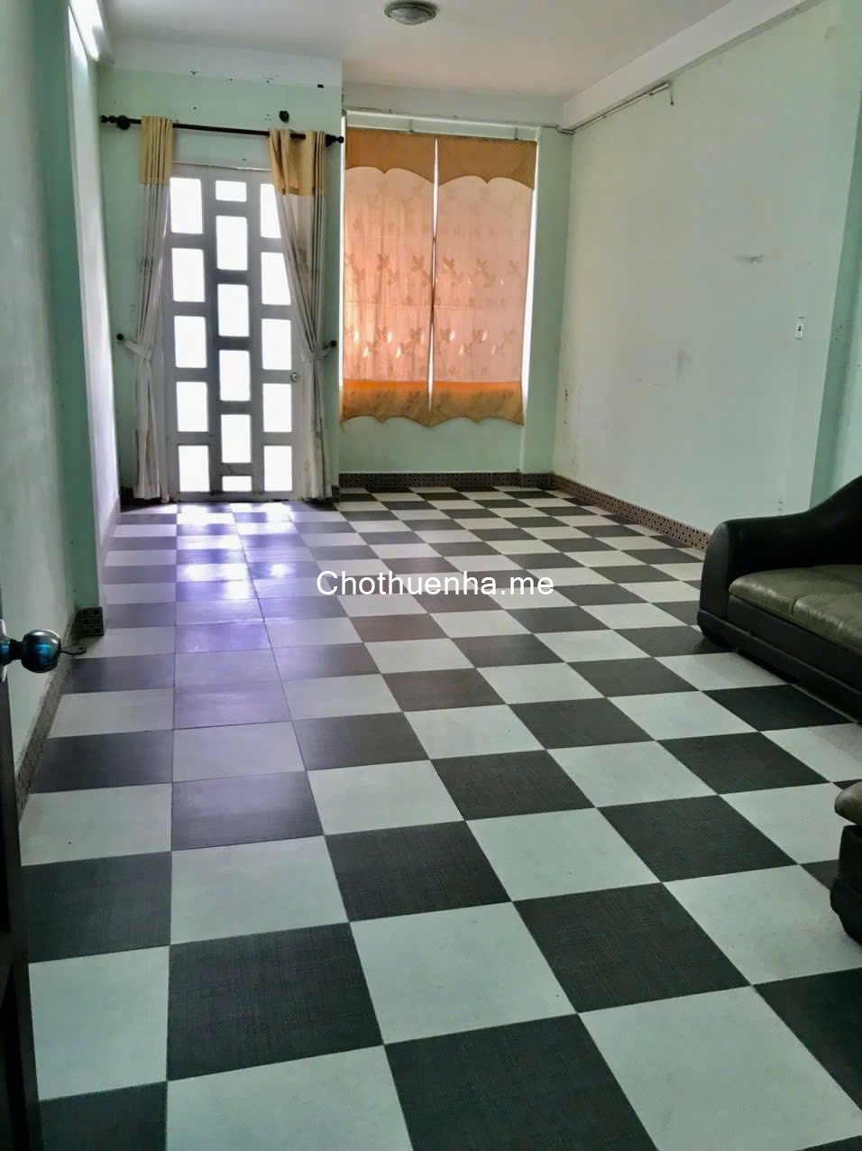 Cho thuê nhà mặt tiền đường số 42 - P.10, Quận 6 | 4PN