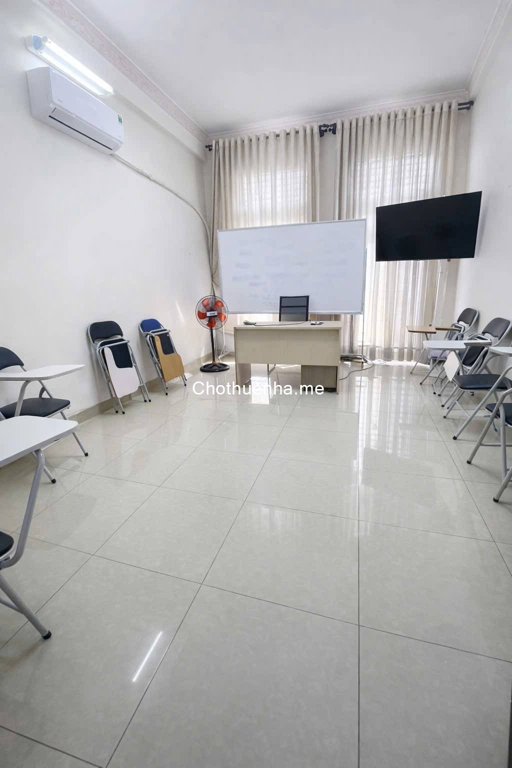 Nhà mặt tiền hẻm 276 Tân Hòa Đông, 2 lầu, 4PN 4WC, đường rộng 10m2, kinh doanh tốt