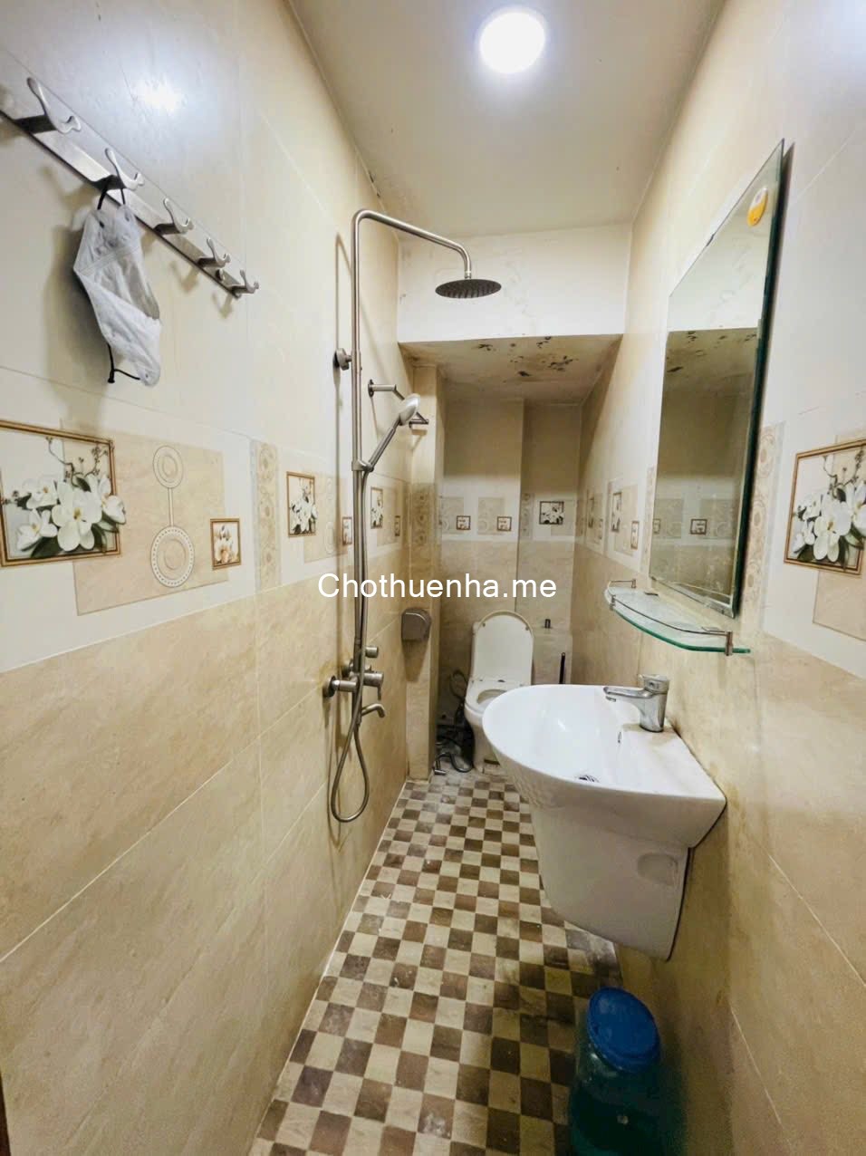 Cho thuê nhà 1 trệt + 1 lững + 1 lầu hẻm xe hơi, hẻm 47, Trường Lưu gần Nguyễn Duy Trinh