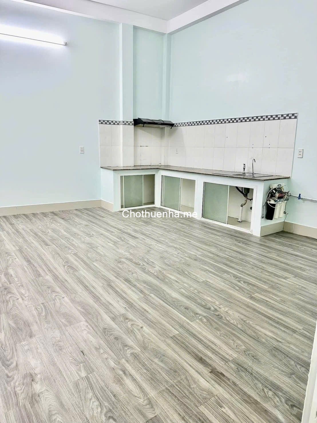 Cho thuê nhà đường số 4, P. Linh Tây, gần chợ Thủ Đức, doanh trại quân đội