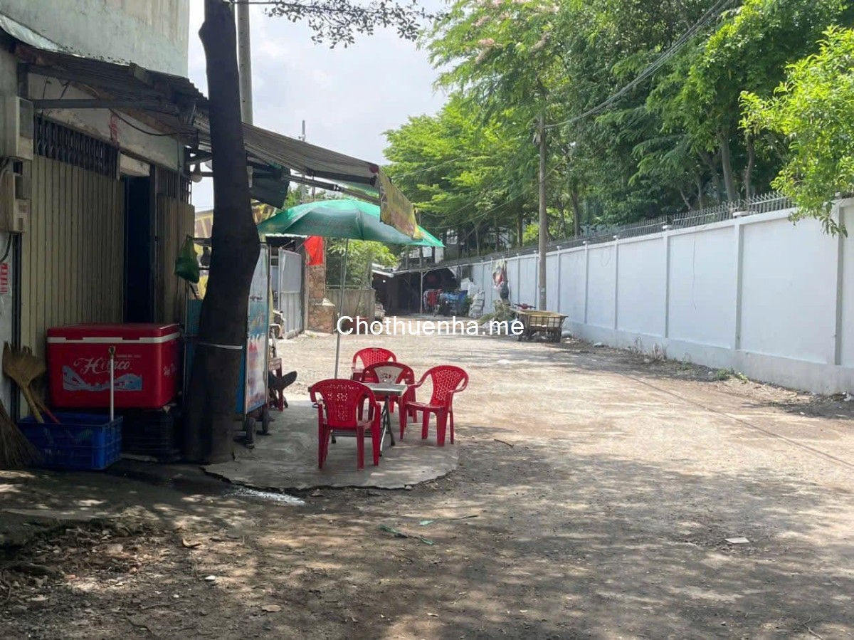 Nhà cho thuê P. Trường Thọ - Cấp 4, 2PN - Vừa vừa làm văn phòng, kinh doanh