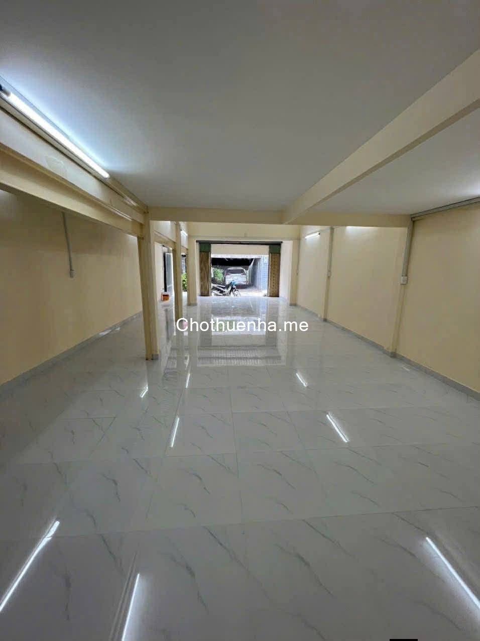 Mặt bằng + Nhà ở gần chợ Hiệp Bình - Diện tích rộng - Tiện kinh doanh