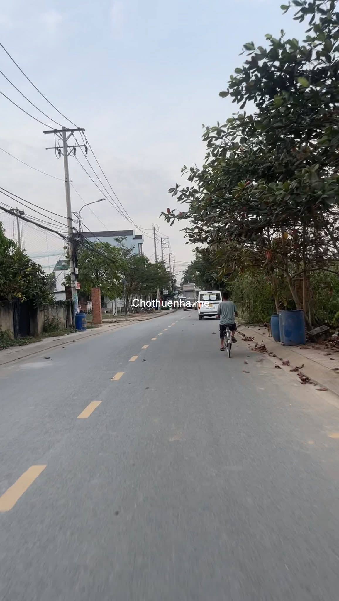 Nhà 2 tầng hẻm xe hơi Lò Lu - 3PN - Full nội thất - Giá tốt