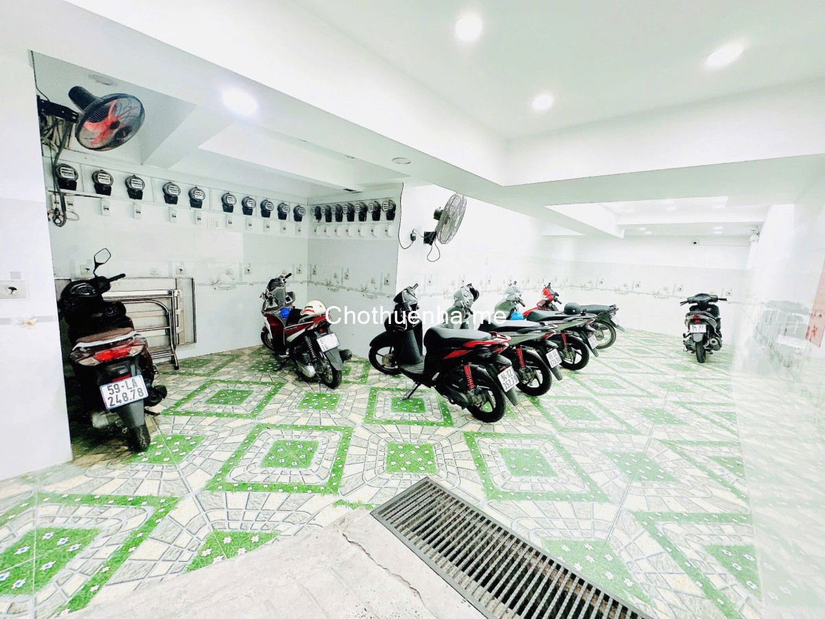 [12Triệu] Cho Thuê MB (6X30) Âu Dương Lân Q8. Full Nội Thất, 1PN Mới