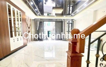 Chính chủ cho thuê nhà phố, đầy đủ nội thất cao cấp. Vị trí đắc địa trung tâm quận Bình Tân