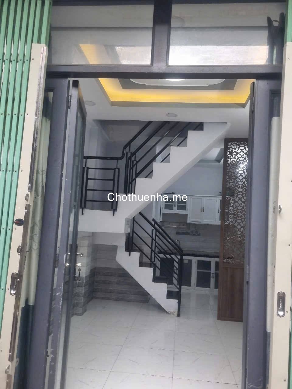 Cho thuê nhà nguyên căn 4x14, trệt lửng (3pn, 2wc) hẻm 1283 Huỳnh Tấn Phát