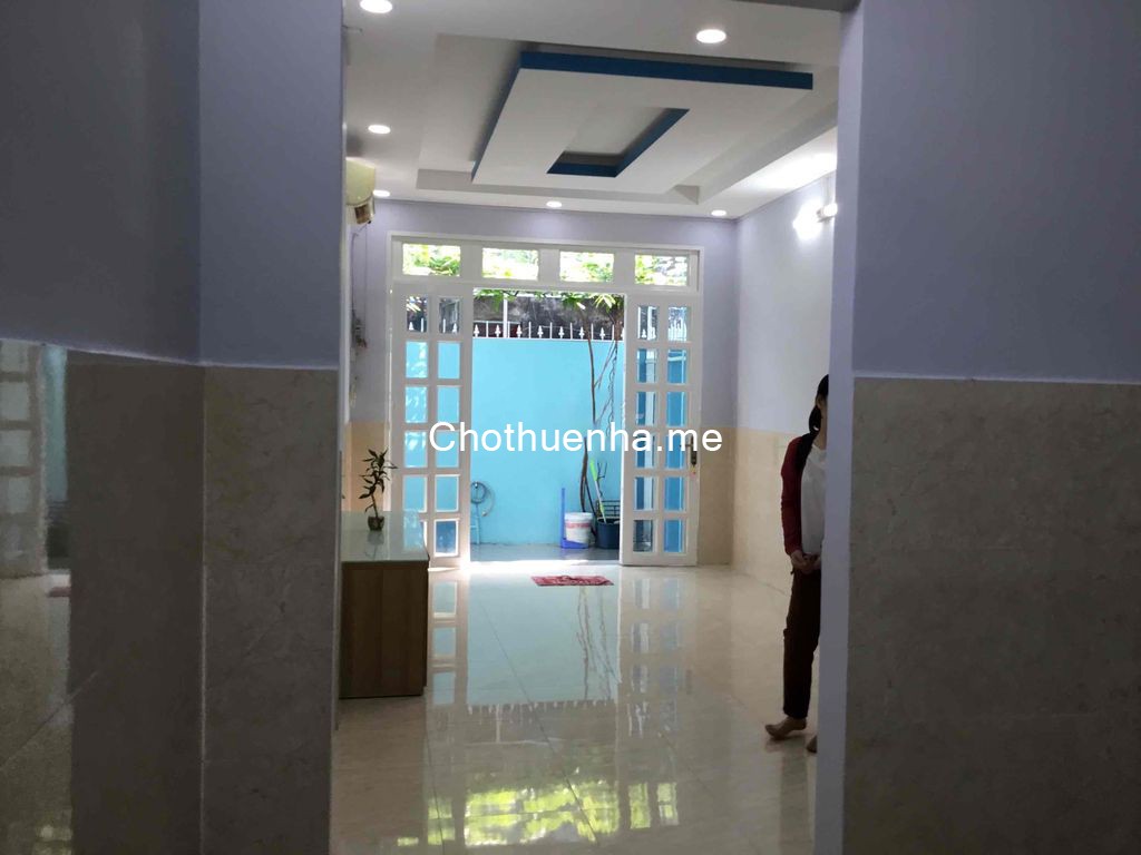 Nhà nguyên căn gần Lotte Mart, 1 lầu, 2PN, 9,5 triệu/tháng